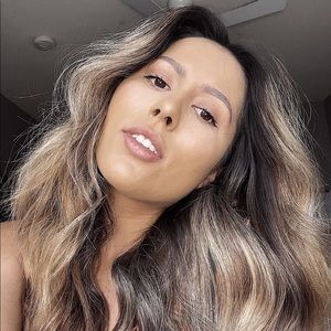 Meet your Posher, Alicia